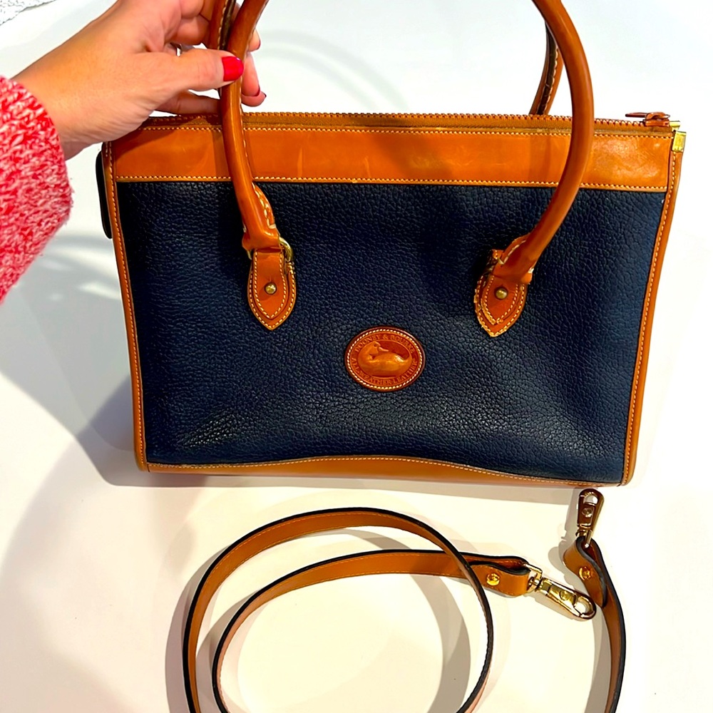 Vintage Dooney & Bourke leather handbag, navy